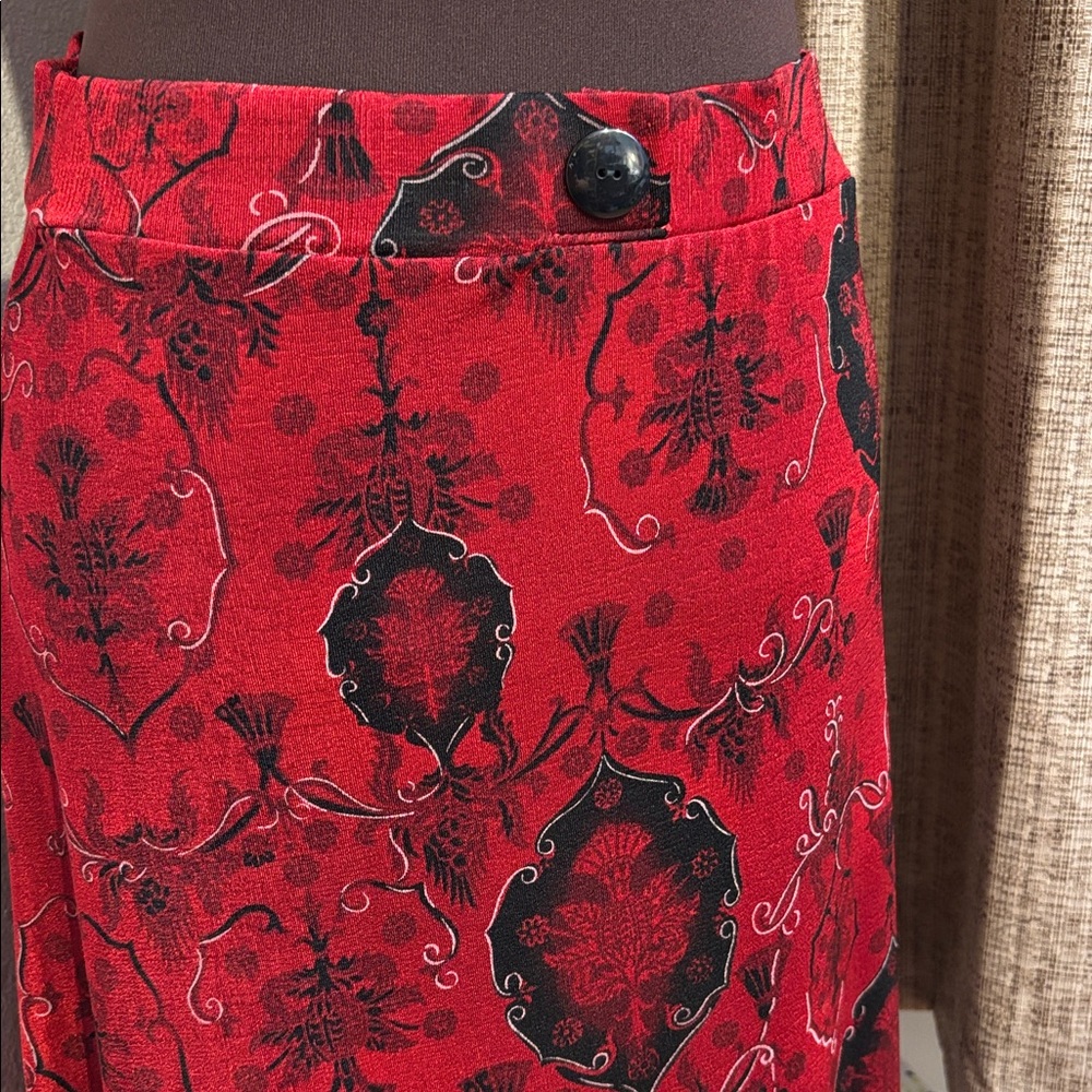 Vintage 1990’s Susan Lawrence red and black top and skirt set. Size S/M. - Picture 8 of 17